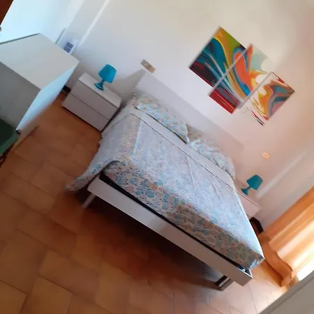 شقة La Dimora Di Teti سانتا تيريزا غالّورا